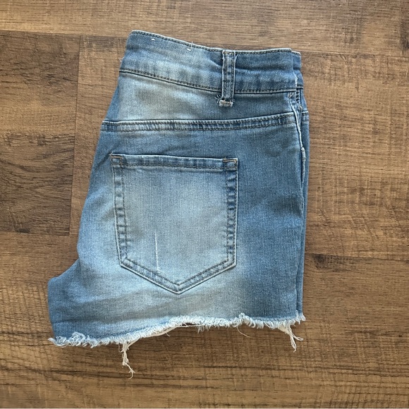 Alter’d State Jean Shorts boho distressed cut offs size 28 - Picture 7 of 8